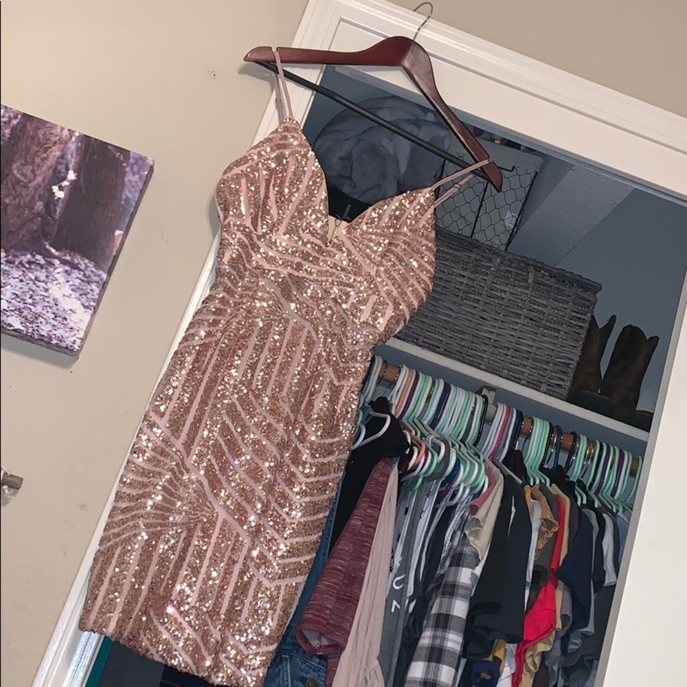 LUKA DRESS🖤